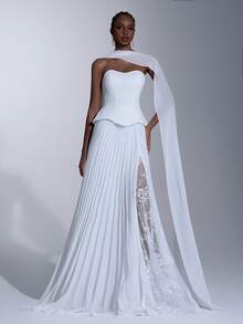 Elitara 优雅奢华蕾丝拼接弹力针织雪纺褶皱性感无肩带高开衩长裙，配有挂脖和垂坠亮片，适合婚礼、派对、蜜月、舞会等场合。 - 米色 - 查看 5