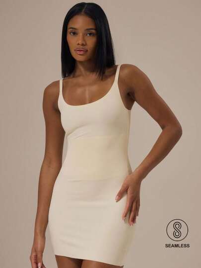 MUSERA ESSENTIALS Vestido mini de ropa interior moldeadora con cuello de escote redondo, tirantes ajustables y cintura moldeadora, esencial para el día a día, primavera, verano, vacaciones y temporada de otoño e invierno