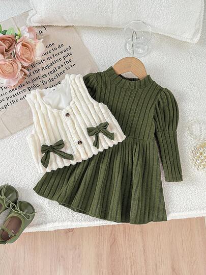 SHEIN Playful Pals 女婴秋冬时尚优雅高领泡泡袖修身纯色绒面连衣裙搭配短款圆领毛绒蝴蝶结装饰保暖背心，秋冬套装，日常穿着