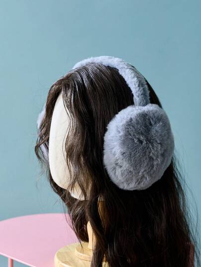 Joivida 1件装多色冬季耳套可折叠护耳毛绒耳罩保暖防冻加厚耳罩女款颜色随机。冬季配饰