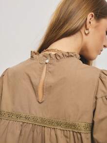 Aralina Damen Lässig Urlaubsstil einfarbige Rüschen Stehkragen Puffärmel Loose Bluse, Sommer