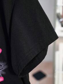 Betty Boop x SHEIN Women's Casual Everyday Commute Fashion Street Cartoon Figure, Heart & Letter Chain Print Loose Fit Black T-Shirt, Summer - Black - View 4