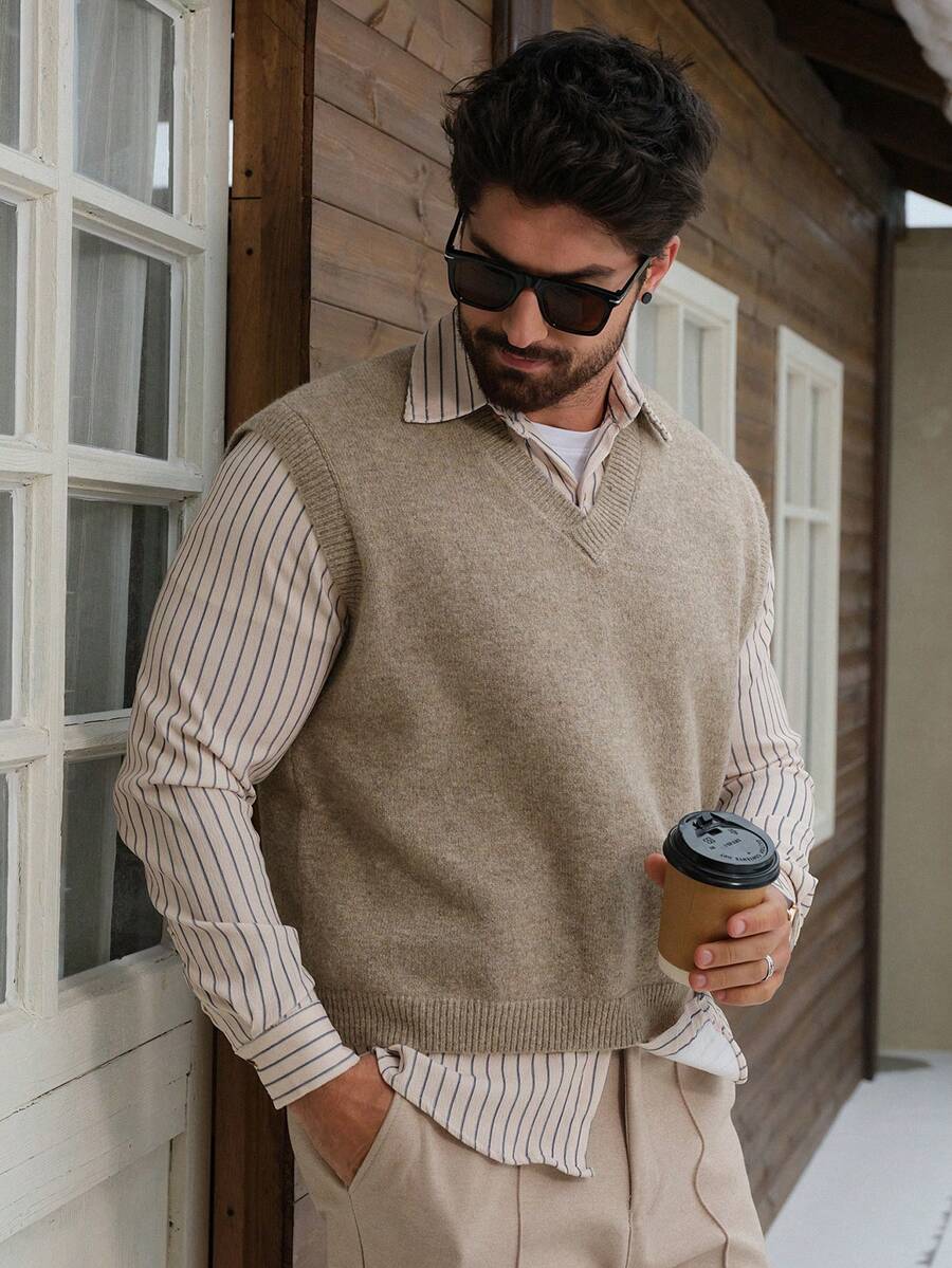 DAZY Men's Solid Color V-Neck Knit Vest, Autumn/Winter - Khaki - View 1