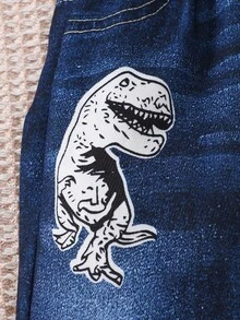 SHEIN 适合春秋季的男宝宝恐龙探险套装！活力四射的圆领印花长袖上衣，饰有栩栩如生的恐龙图案，方便穿脱。搭配仿牛仔无腰带长裤，打造恐龙主题男宝宝套装，适合秋冬季穿着。 - 灰色 - 查看 8