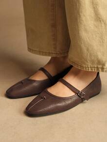 Rosivie Women's Casual Versatile Simple Commuter Flats For Christmas - Coffee Brown - View 3