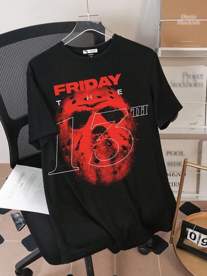 WB Horror X SHEIN Men's Letter & Graphic Print Round Neck Short Sleeve T-Shirt