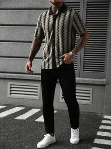 Manfinity CasualCool 男士撞色图案短袖休闲衬衫 - 綠色 - 查看 3