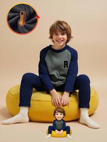 男童简约刺绣贴片插肩袖毛衣和裤子家居服套装，海军蓝和深灰色可选，休闲时尚，非常适合休闲家居穿着 - 藏蓝色 - 查看 3