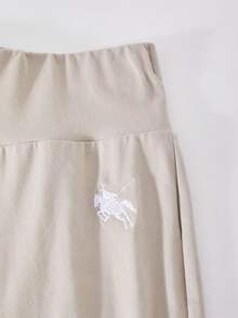 SHEIN 2件套少女V领喇叭袖露脐上衣+修身喇叭裤，黑白经典马图案，长袖T恤上衣+裤子套装 - 卡其色 - 查看 6