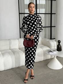 Lavishia 黑色和咖啡色抽象印花长袖修身连衣裙，女款，高领长袖 - 黑與白 - 查看 7