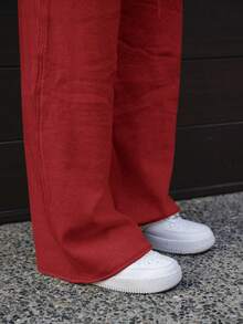 SAYEHFBABY Bộ 2 chiếc/bộ áo len dài tay cổ tròn trễ vai cho nữ và quần ống rộng dệt kim thường ngày, quần áo thu đông cho năm mới - Đỏ - Xem 3