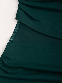 Sweetra 女士性感修身无肩带金属扣迷你连衣裙 - 墨綠色 - 查看 3