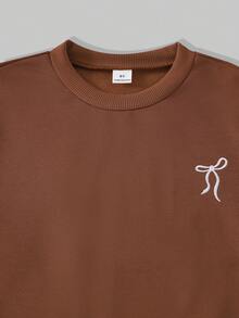 Sparklyn 3件套/儿童套装：大童纯色刺绣宽松圆领上衣+格子条纹披肩+配套休闲运动裤 - 咖啡棕 - 查看 5