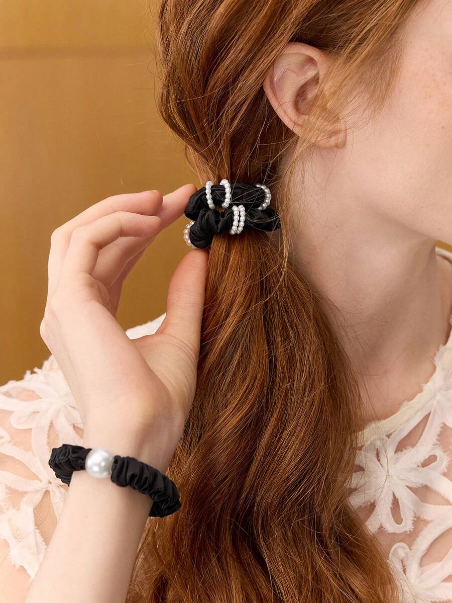 MOTF PREMIUM CHAMPAGNE FAUX SILK SCRUNCHIE - Black - View 2