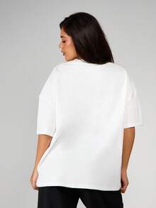 MISSGUIDED Oversized Graphic T-Shirt With Cute Bunny Heart Print Short Sleeve Round Neck Relaxed Fit Casual Top - White - View 3