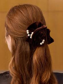 MOTF PREMIUM CHAMPAGNE FAUX SILK SCRUNCHIE - Brown - View 4