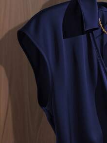 GlowEve 女式领褶蝴蝶结前系带无袖衬衫 - 藏蓝色 - 查看 5