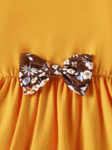 2件套女童蝴蝶装饰荷叶边上衣和碎花打底裤套装，女童两件套秋季套装，8岁女童深黄色套装，女童两件套秋季黄色两件套套装 - 黃色 - 查看 4