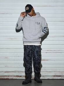 Modcrash 男士英文标语及图案印花连帽衫，保暖内衬，秋冬款 - 灰色 - 查看 4