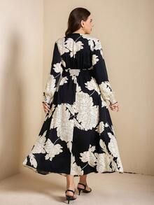 Comfylo 大码优雅印花重叠领A字连衣裙，秋季 - 黑色 - 查看 1