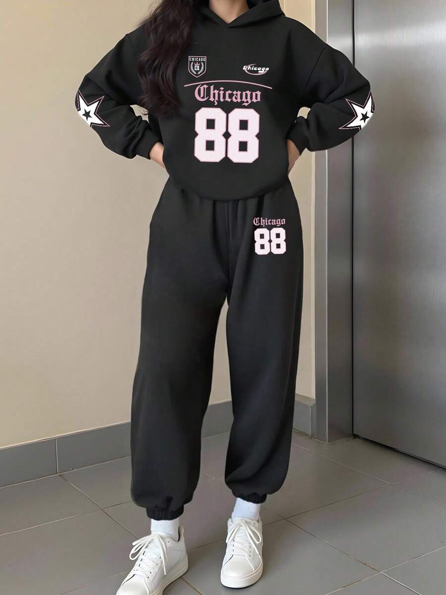 舒适秋冬两件套,少女休闲时尚创意个性清新简约88盾牌徽章字母标语印花连帽衫和运动裤,舒适套装,适合秋冬季休闲运动穿着。 - 黑色 - 查看 1