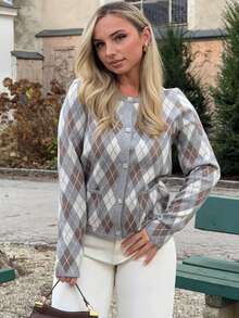 Jeta Ari Áo khoác cardigan dệt kim họa tiết kim cương nhiều màu kẻ caro chéo cho nữ, thời trang đô thị thường ngày, dáng rộng, tay dài, thoải mái khi mặc khi đi làm/đi chơi, thanh lịch kín đáo, phù hợp khi đi làm, đi sự kiện xã hội, đi nghỉ, tiệc tùng Áo khoác cardigan nữ cho mọi mùa Áo khoác cardigan nhẹ cho nữ Áo khoác cardigan họa tiết kim cương Áo khoác cardigan họa tiết kim cương Quần áo mùa thu Quần áo nữ mùa thu Áo len Áo khoác cardigan mỏng Áo khoác cardigan nữ Áo khoác cardigan kim cương Áo khoác cardigan kẻ caro, phong cách cơ bản kín đáo và bền, phù hợp với mọi đối tượng và - Nhiều màu - Xem 4
