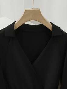 Franclia 秋季通勤及街头风尚现代V领修身长袖连体衣优雅黑色假日通勤及度假派对 - 黑色 - 查看 4