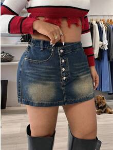 SHEIN Unity Plus Size Women Y2K Fashion Casual Washed Distressed Denim Mini Skirt - Dark Wash - View 4