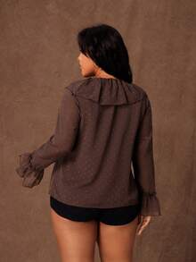 Rustia Plus Size Solid Color V-Neck Ruffle Trim Jacquard Loose Long Sleeve Blouse - Coffee Brown - View 3