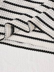 SHEIN 三件套休闲舒适针织吊带背心、吊带和阔腿裤套装，适合户外运动、休闲和日常穿着，斜肩设计，适合青少年。 - 黑與白 - 查看 5