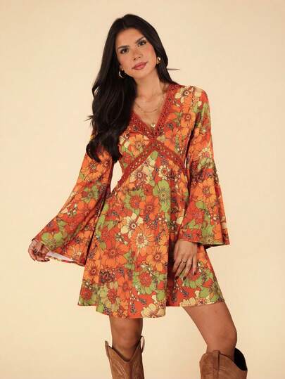Coeurva Women's Vintage V Neck Printed Dress With Bell Sleeves, Perfect For Vacation