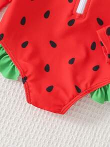 Cozy Pixies 2pcs/Set Traje de baño de una pieza con estampado de fresa, bloques de color, volantes, ajuste ceñido, alta elasticidad y cremallera para niña bebé & Sombrero versátil de protección solar, adecuado para vacaciones en la playa - Rojo - Ver 5