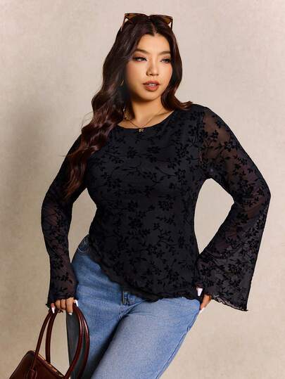Elaquor Plus Size Women Casual Flare Sleeve Black T-Shirt