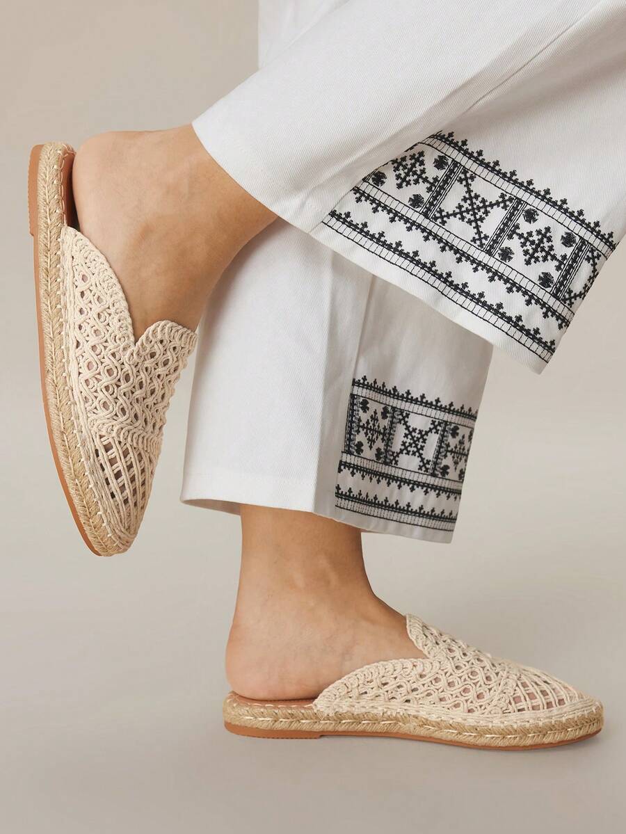 Styleloop Women's Flat Slip-On Shoes, Boho Style, Retro American, Bohemian, Western, Music Festival, Party Outfit For Christmas - Apricot - View 1