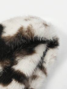 MOTF PREMIUM SOFT LEOPARD PRINT FUZZY SCARF, AUTUMN/WINTER