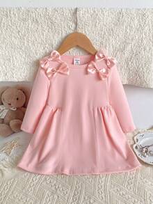 女婴柔软舒适的抓绒长裙，肩部饰有精致蝴蝶结，可爱公主风 - 粉色 - 查看 4