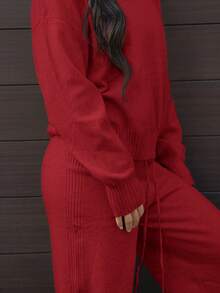 SAYEHFBABY Bộ 2 chiếc/bộ áo len dài tay cổ tròn trễ vai cho nữ và quần ống rộng dệt kim thường ngày, quần áo thu đông cho năm mới - Đỏ - Xem 4