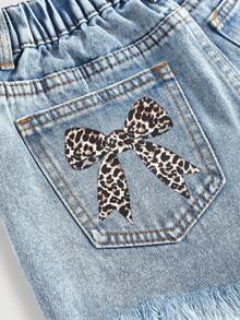 SHEIN Tween Girls' Leopard Print Bow Decor Blue Denim Frayed Hem Baggy Denim Shorts,For School, Campus, Spring And Summer,All Season Fashionable Children's Pants, Vintage Washed Denim Trousers,3D Floral Flocking Wide Leg Jeans, Rockstar 70s Jeans - Blue - View 3