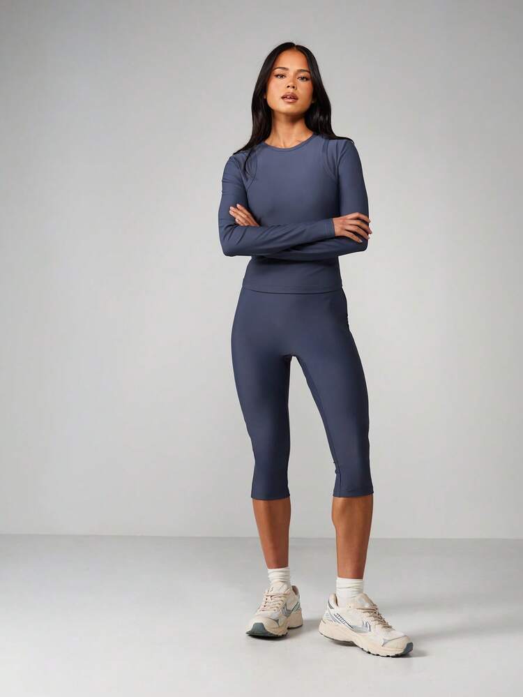 MISSGUIDED High Waisted Navy Capri Leggings Stretchy Fitted Athletic Yoga Pants Mid Calf Length Solid Color Comfort Waistband Daily Wear