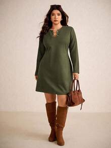 Elaquor Vestido casual recto de manga larga con diseño de collar de cadena para mujer de talla grande - Verde militar - Ver 1