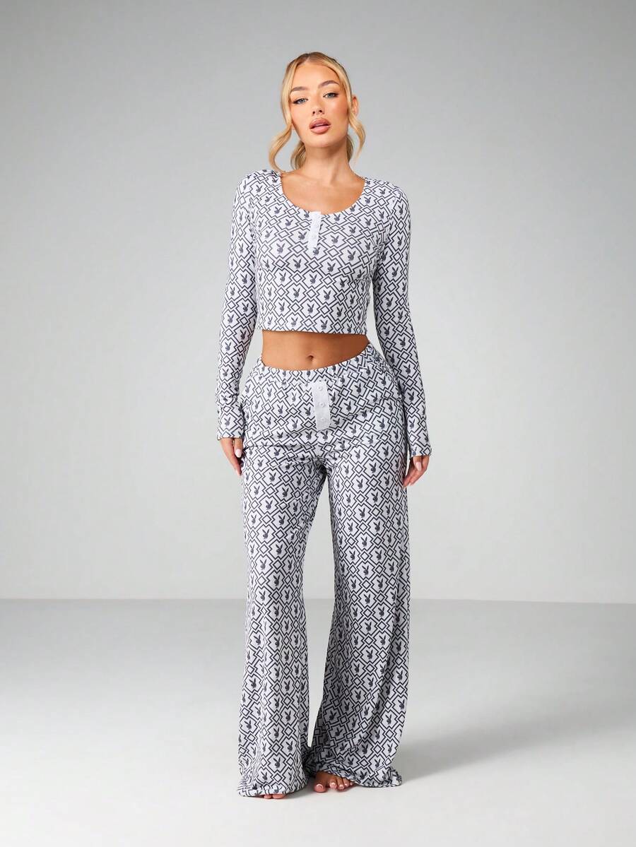 Missguided x Playboy Printed Long Sleeve Crop Top And Wide Leg Trouser Two Piece Lounge Set With Monogram Pattern For Loungewear And Casual Wear - Multicolor - View 1