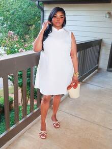 Enliva Locker sitzendes einfarbiges weißes ärmelloses Minikleid mit Stehkragen, rückenfreiem Design und Mesh-Stoff, Lässig, Elegant, Pendler & Party Kleidung für Mollige Frauen, Frühling/Sommer
