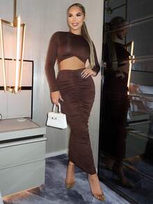 VaVaBold Của phụ nữ Vòng cổ Thon gọn Xù Áo Và Váy Bộ - Cà phê nâu - Xem 4