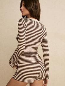 Poéselle 女士条纹长袖上衣和短裤两件套 - 棕色 - 查看 2