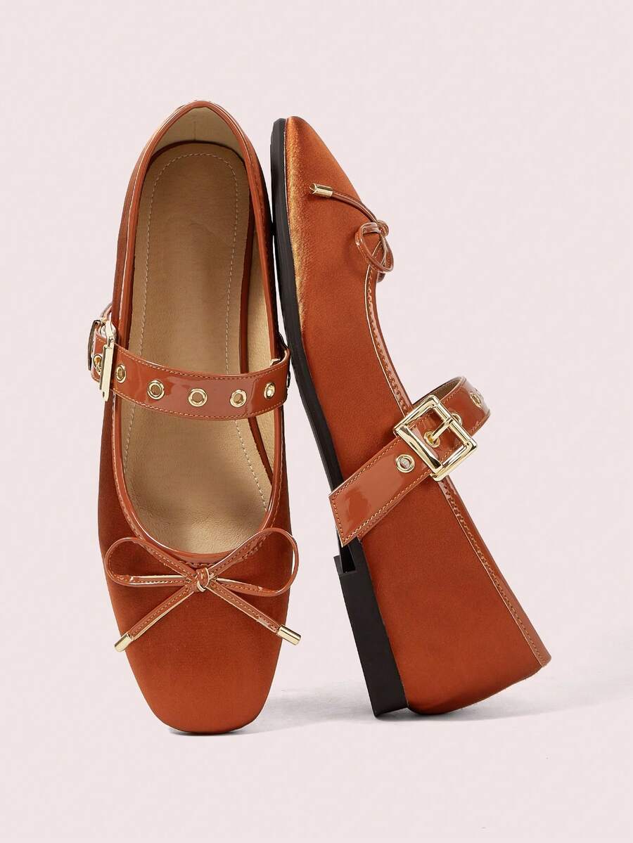 CUCCOO DOLLMOD Mocasines de ballet con puntera redonda, suela blanda, tira de ante, bloqueo de color, decoración de remache metálico y lazo para mujeres - Óxido marrón - Ver 1