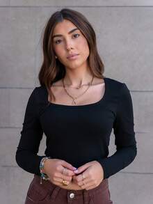 Hitanina 2pcs/Set Sexy Wide Neck Long Sleeve Form-Fitting T-Shirt - Black and White - View 5