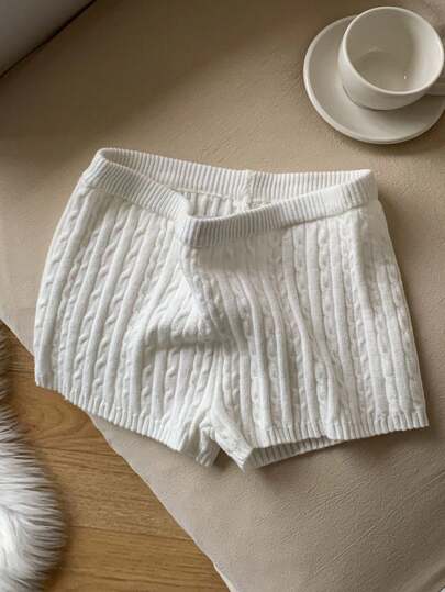 Comfortcana Plus Size Women Vintage Minimalist Elastic Waist Cable Knit Shorts, Versatile Knit Pants For Spring & Autumn