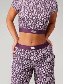 Missguided x Playboy Printed Short Sleeve Crop Top And Wide Leg Palazzo Lounge Set With High Rise Waist - Multicolor - View 3