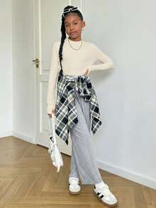 SHEIN 2件組青少年女孩羅紋立領長袖保暖內裡T恤，修身純色上衣，開學季端莊白色校園秋季款 - 棕色 - 查看 8