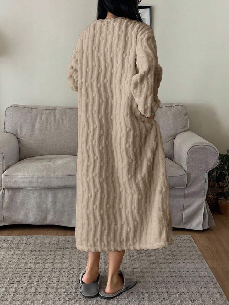 Plush Bear Embroidery Pattern Coral Fleece Long Sleeve Loose Nightgown, Women Autumn/Winter Sleepwear Dress